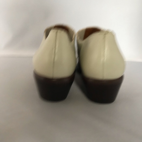 Nine West boot style ankle shoes - Picture 4 of 16